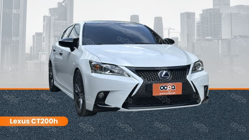Lexus CT200H for rent in the Philippines